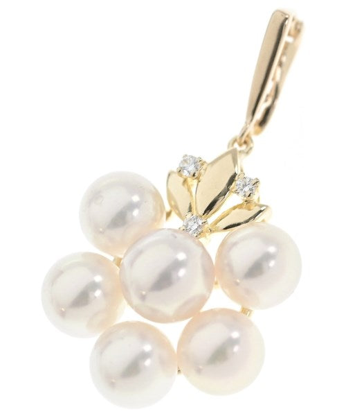MIKIMOTO เครื่องประดับบนกระเป๋า