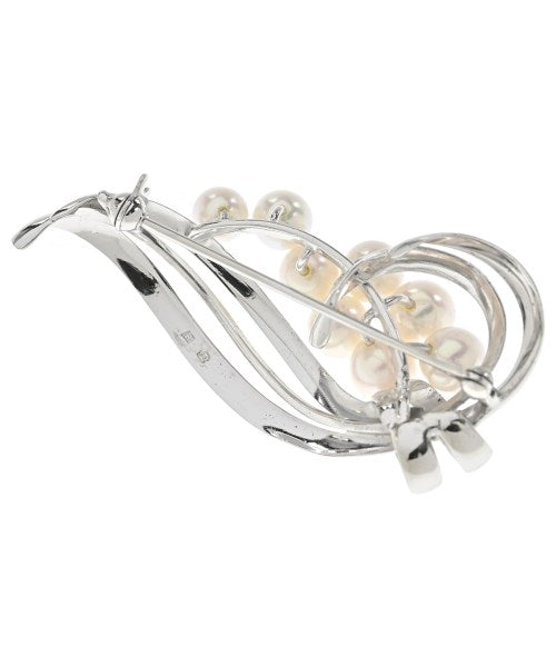 MIKIMOTO เข็มกลัด/ดอกไม้ติดเสื้อ