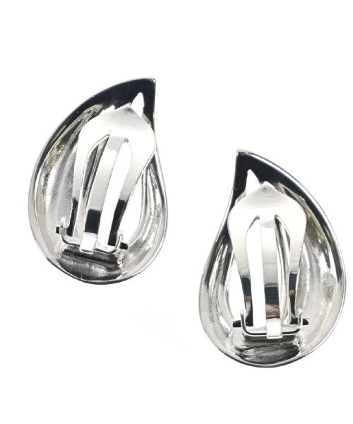 Georg Jensen เจาะ