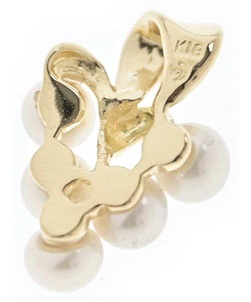 TASAKI เครื่องประดับบนกระเป๋า