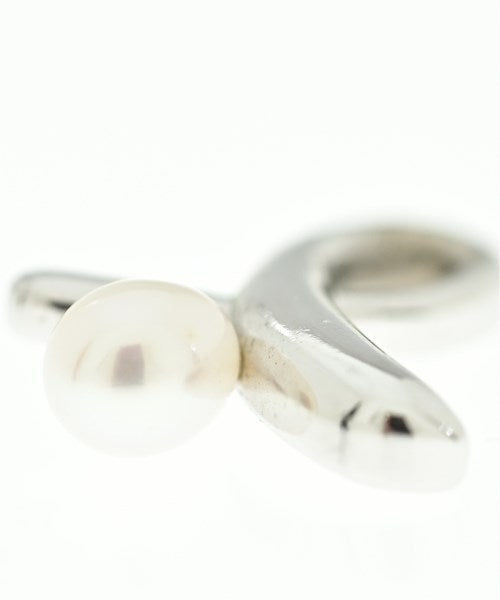 TASAKI เครื่องประดับบนกระเป๋า
