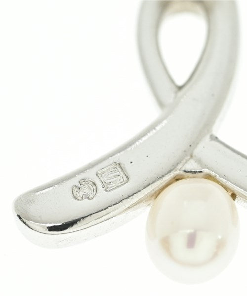 TASAKI เครื่องประดับบนกระเป๋า
