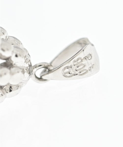 TASAKI เครื่องประดับบนกระเป๋า