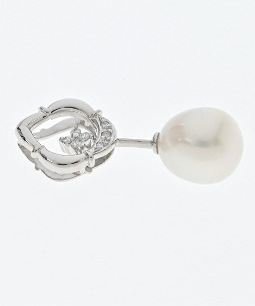 TASAKI เครื่องประดับบนกระเป๋า
