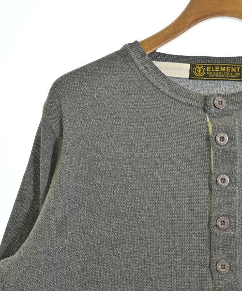 element เสื้อยืด/เสื้อท็อปส์