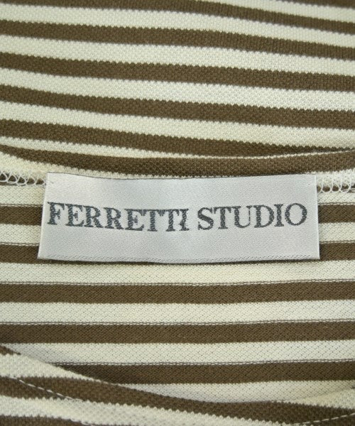 FERRETTI STUDIO เสื้อยืด/เสื้อท็อปส์