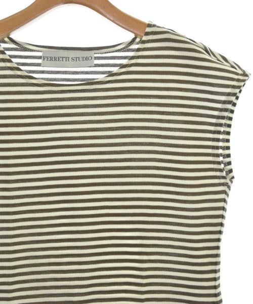 FERRETTI STUDIO เสื้อยืด/เสื้อท็อปส์