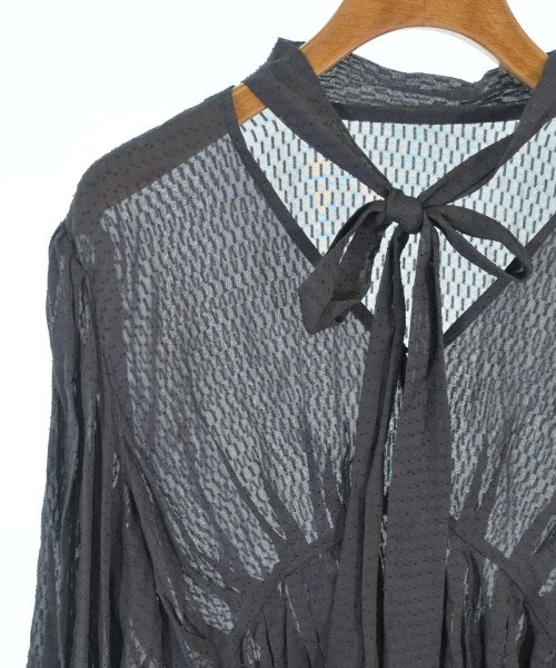 UMA ESTNATION เสื้อสตรี