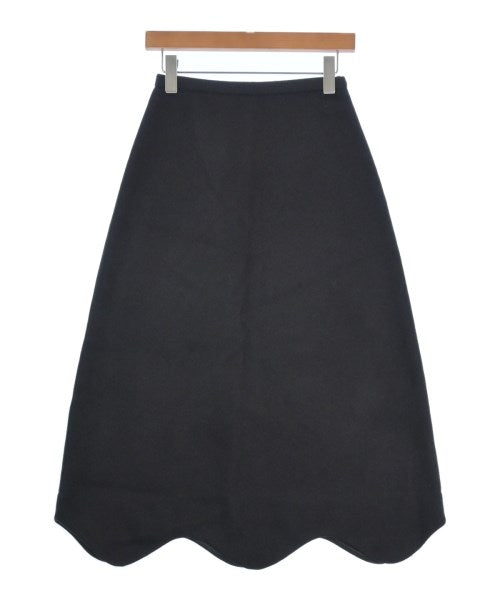 SARA LANZI กระโปรงยาวถึงเข่า