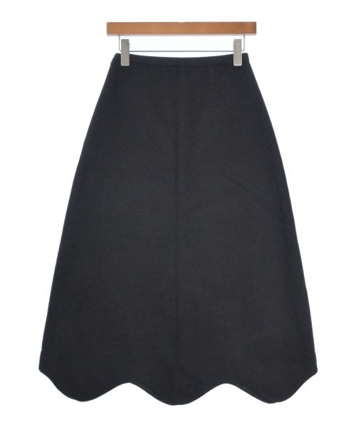 SARA LANZI กระโปรงยาวถึงเข่า