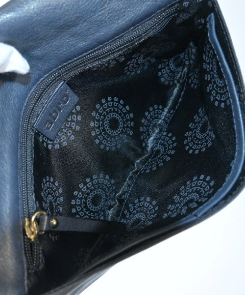 abro คลัตช์