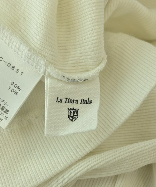La Tiara Itals เสื้อยืด/เสื้อท็อปส์