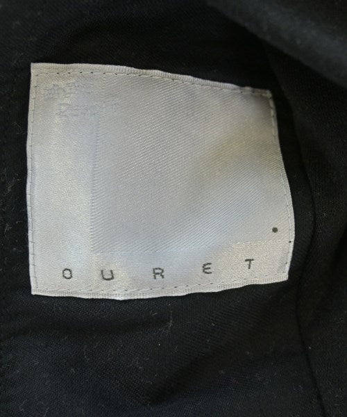 OURET กางเกงขาสั้น