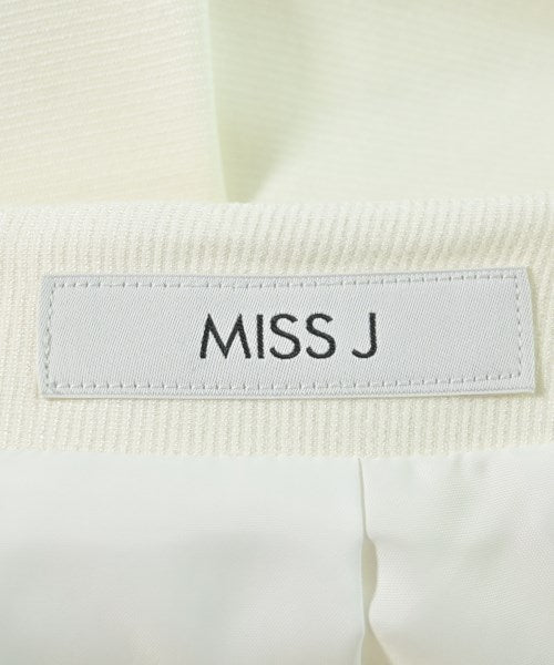 MISS J กระโปรงยาวถึงเข่า