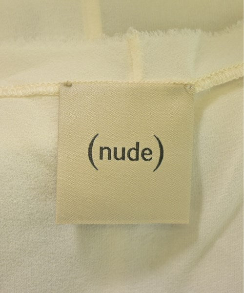nude เสื้อกั๊ก