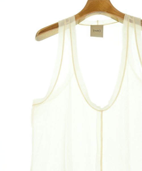 nude เสื้อกั๊ก