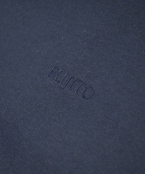 FUJITO เสื้อยืด/เสื้อท็อปส์