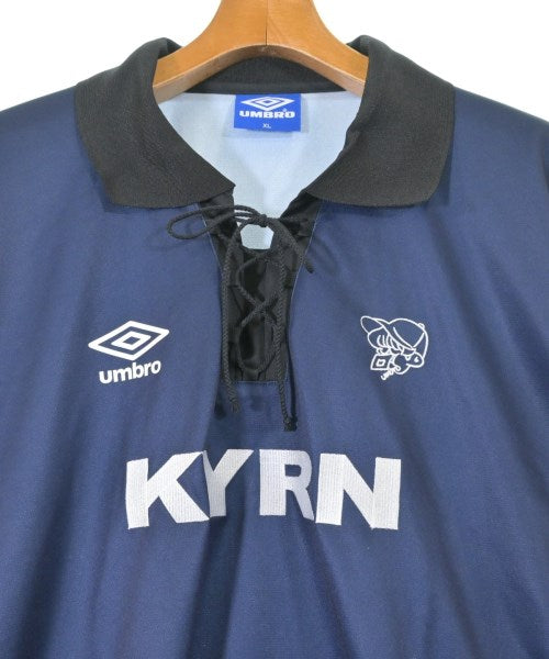 UMBRO เสื้อยืด/เสื้อท็อปส์