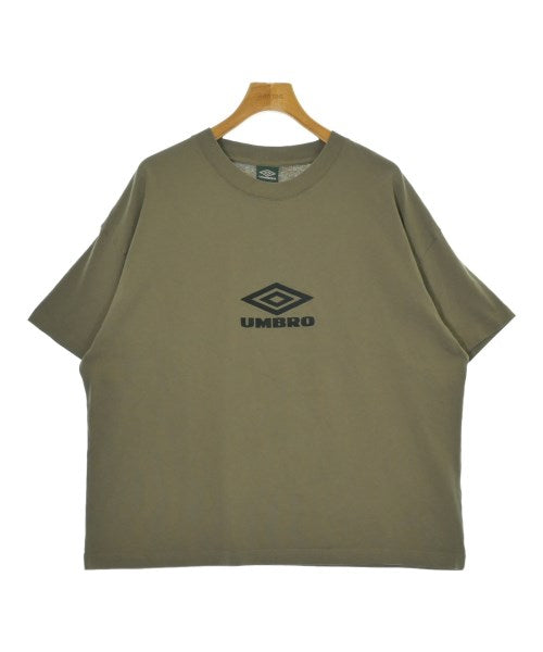 UMBRO เสื้อยืด/เสื้อท็อปส์