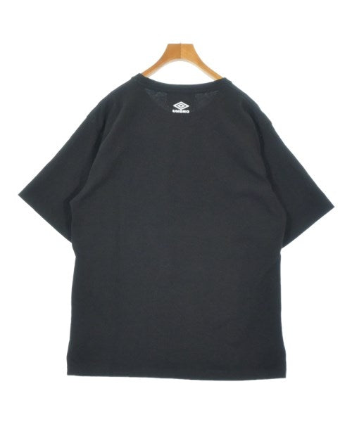 UMBRO เสื้อยืด/เสื้อท็อปส์