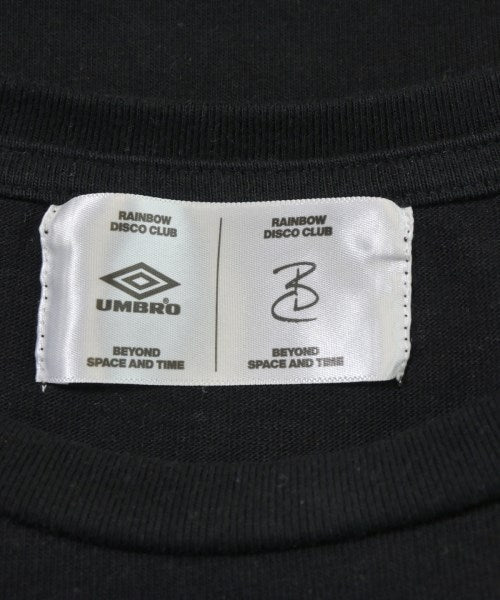 UMBRO เสื้อยืด/เสื้อท็อปส์