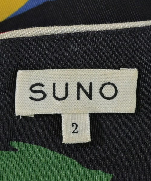SUNO กระโปรงยาวถึงเข่า