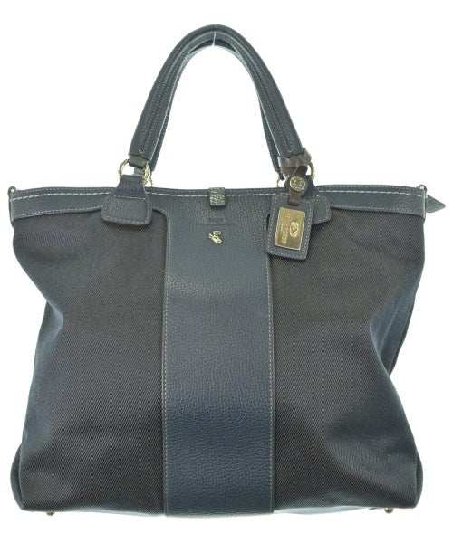 PELLE BORSA กระเป๋าถือขนาดใหญ่