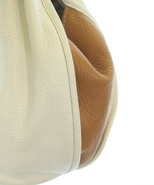 PELLE BORSA กระเป๋าถือ