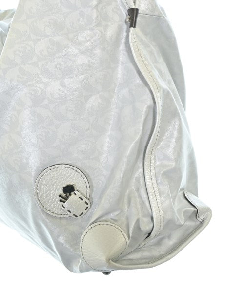 PELLE BORSA กระเป๋าถือขนาดใหญ่