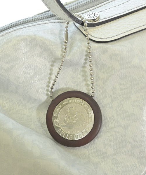 PELLE BORSA กระเป๋าถือขนาดใหญ่