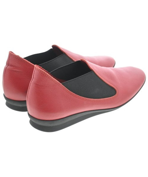 arche รองเท้า อื่น