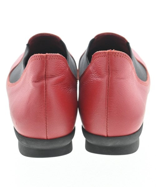 arche รองเท้า อื่น