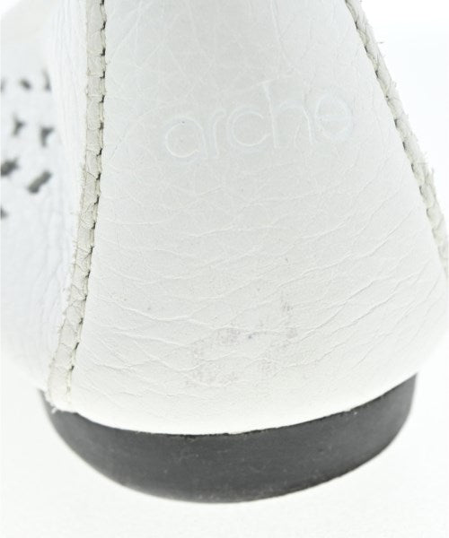 arche รองเท้าส้นสูง