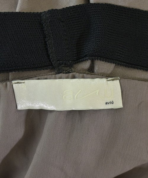 AVIU เสื้อลำลอง