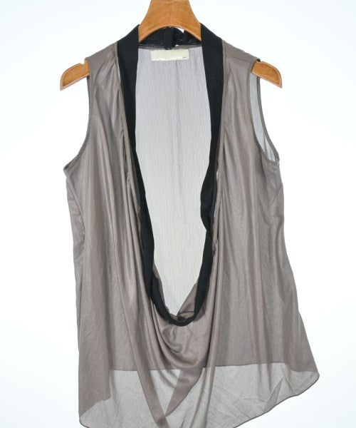 AVIU เสื้อลำลอง