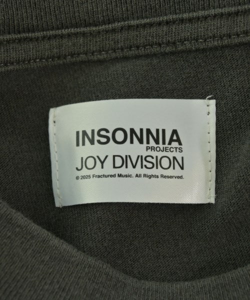 insonnia projects เสื้อยืด/เสื้อท็อปส์