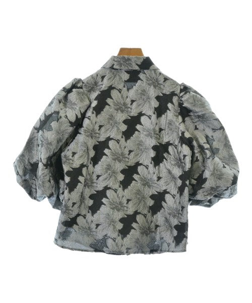 JUST FEMALE เสื้อสตรี