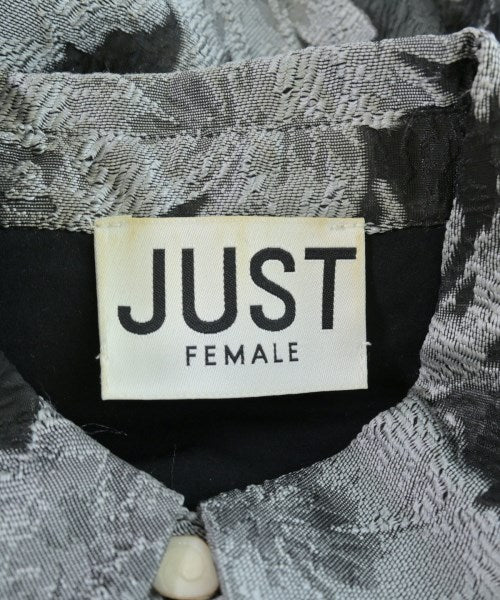 JUST FEMALE เสื้อสตรี