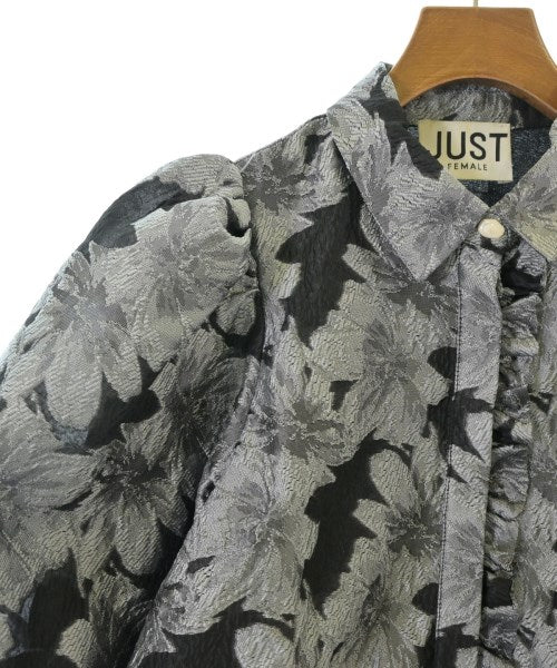 JUST FEMALE เสื้อสตรี