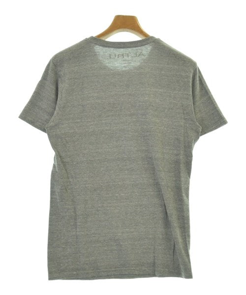 ALTRU เสื้อยืด/เสื้อท็อปส์