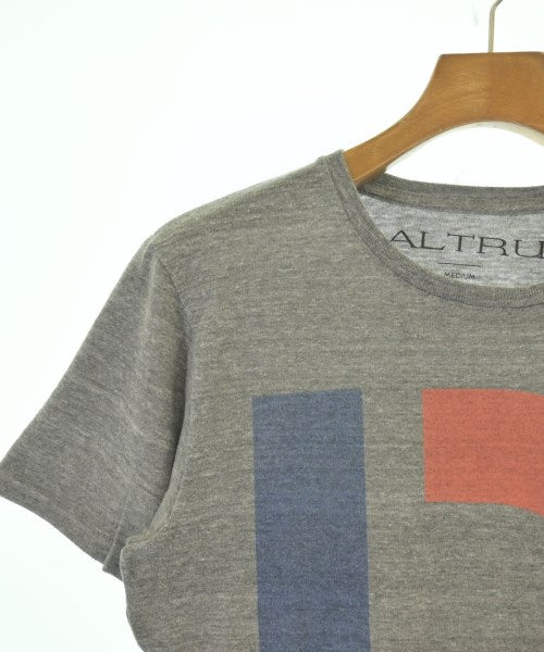 ALTRU เสื้อยืด/เสื้อท็อปส์