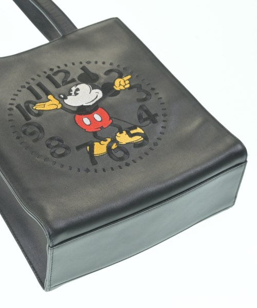 WAKO กระเป๋าถือขนาดใหญ่