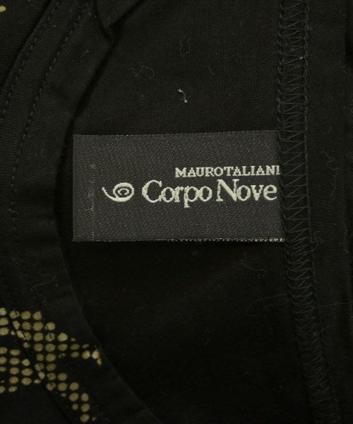 CORPO NOVE เสื้อยืด/เสื้อท็อปส์
