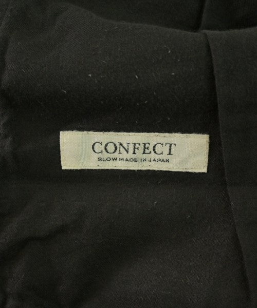 CONFECT กางเกงขาสั้น