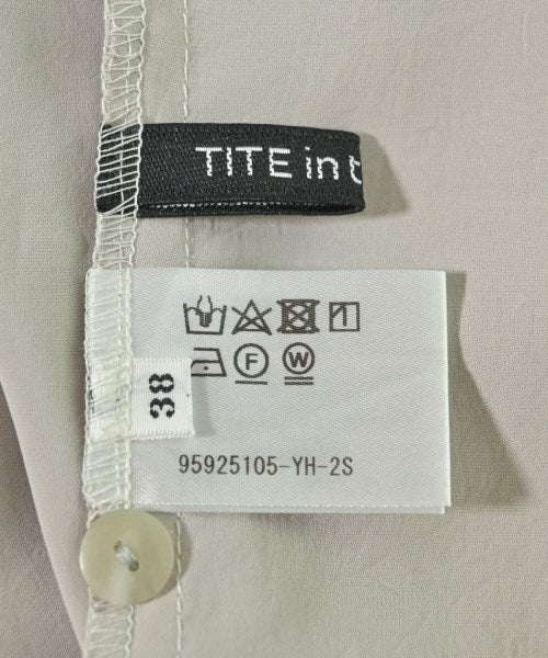 TITE IN THE STORE เสื้อสตรี