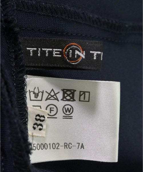 TITE IN THE STORE เสื้อสตรี