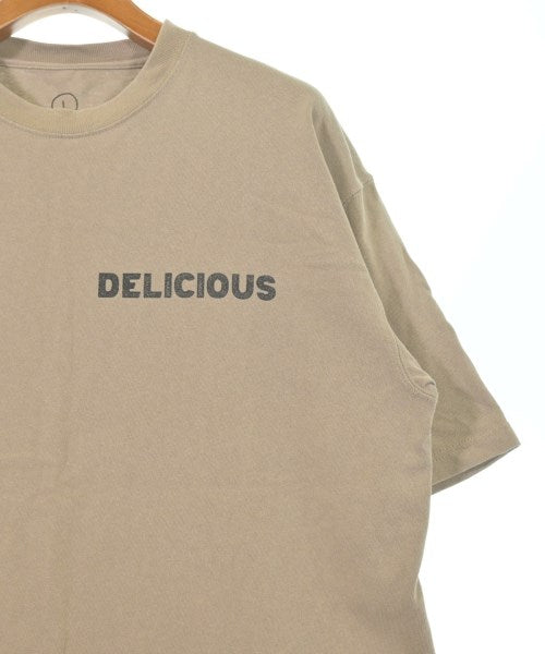 DELICIOUS เสื้อยืด/เสื้อท็อปส์