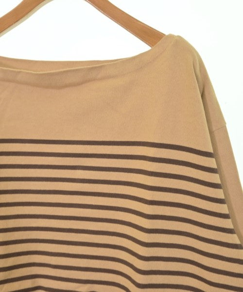 SURT เสื้อยืด/เสื้อท็อปส์
