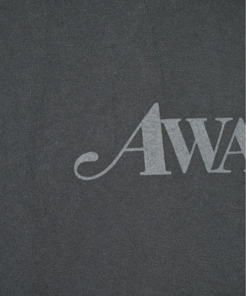 AWAKE เสื้อยืด/เสื้อท็อปส์