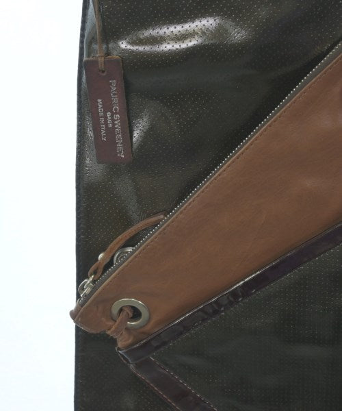 Pauric Sweeney กระเป๋าสะพาย